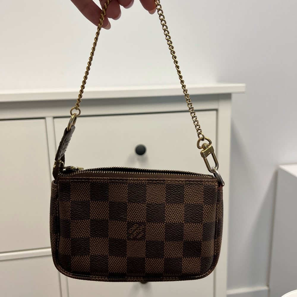 Louis Vuitton Mini Pochette Accessoires Monogram Canvas